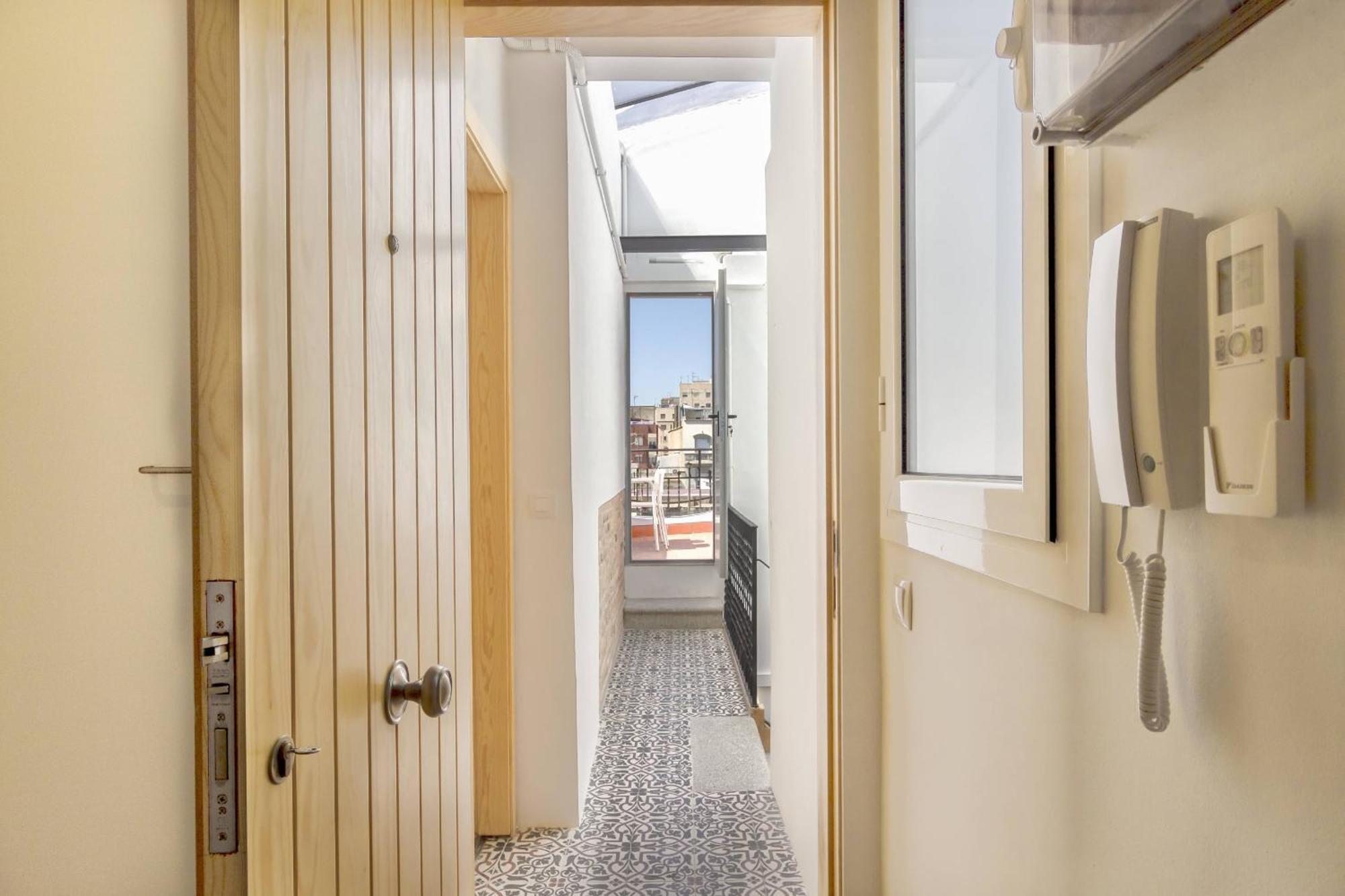 Ola Living Camp Nou Apartment L'Hospitalet de Llobregat Luaran gambar